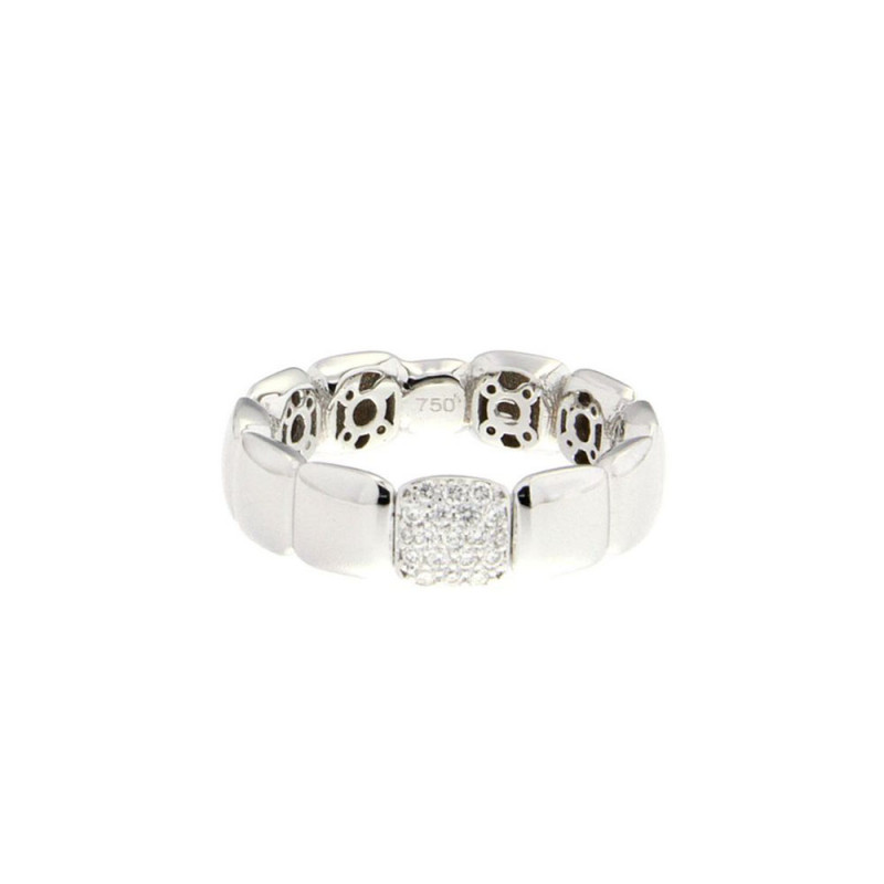 Alluring White Gold And Diamond Ring In 18K Gold